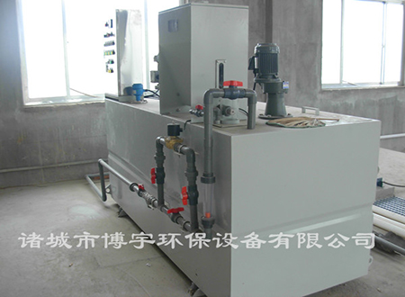 藥劑量自動跟蹤（zōng）調節控製（zhì）加藥速度，選擇【全自動加藥裝置】
